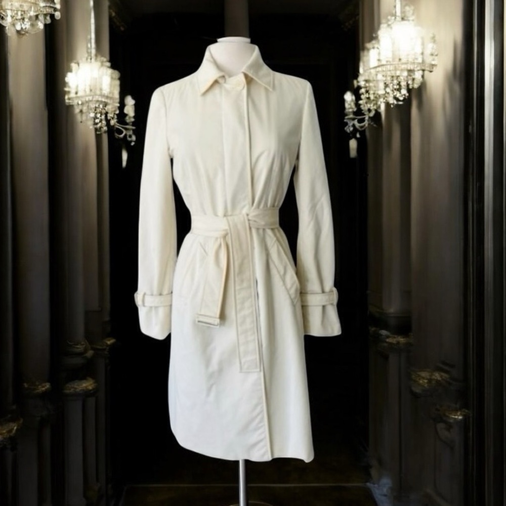 LORO PIANA Storm System Ivory Trench Coat Size 42 Italy